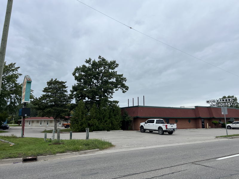 Smiths Motel (Northway Inn, Gaslite Motor Lodge, Shulz Bavarian Inn & Motel) - Sept 10Th 2023 (newer photo)